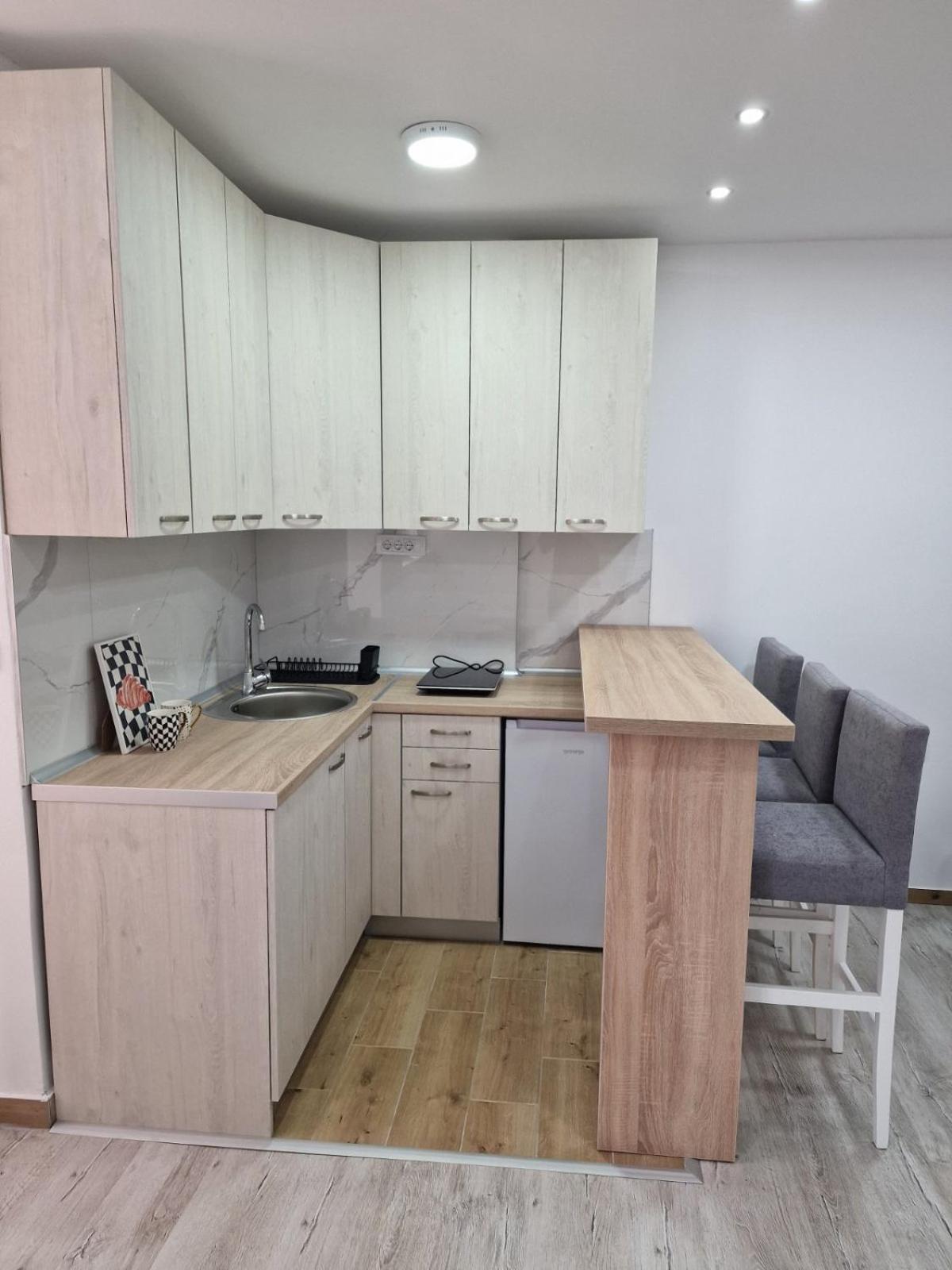 Zed Apartmani Leskovac Лесковац Екстер'єр фото